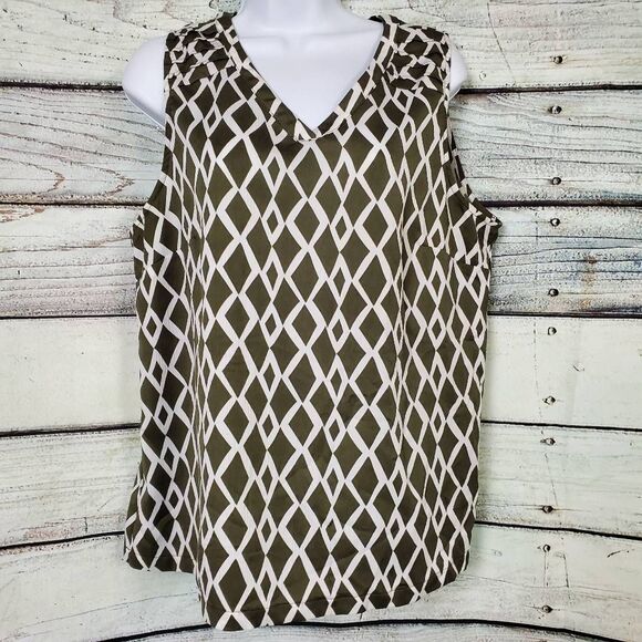 Christopher & Banks Women’s Green White Geometric Sleeveless Blouse Large - Picture 2 of 8